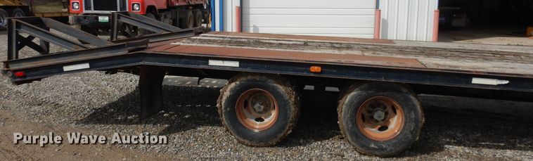image for item IP9104 1996 Titan  equipment trailer