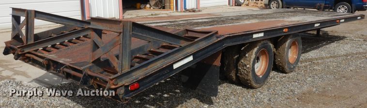 image for item IP9104 1996 Titan  equipment trailer