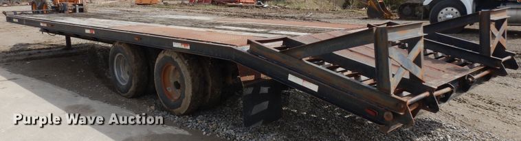 image for item IP9104 1996 Titan  equipment trailer