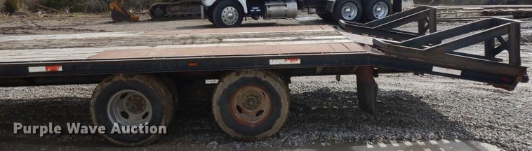 image for item IP9104 1996 Titan  equipment trailer