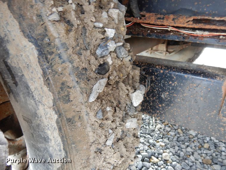 image for item IP9104 1996 Titan  equipment trailer