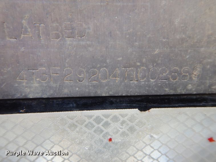 image for item IP9104 1996 Titan  equipment trailer