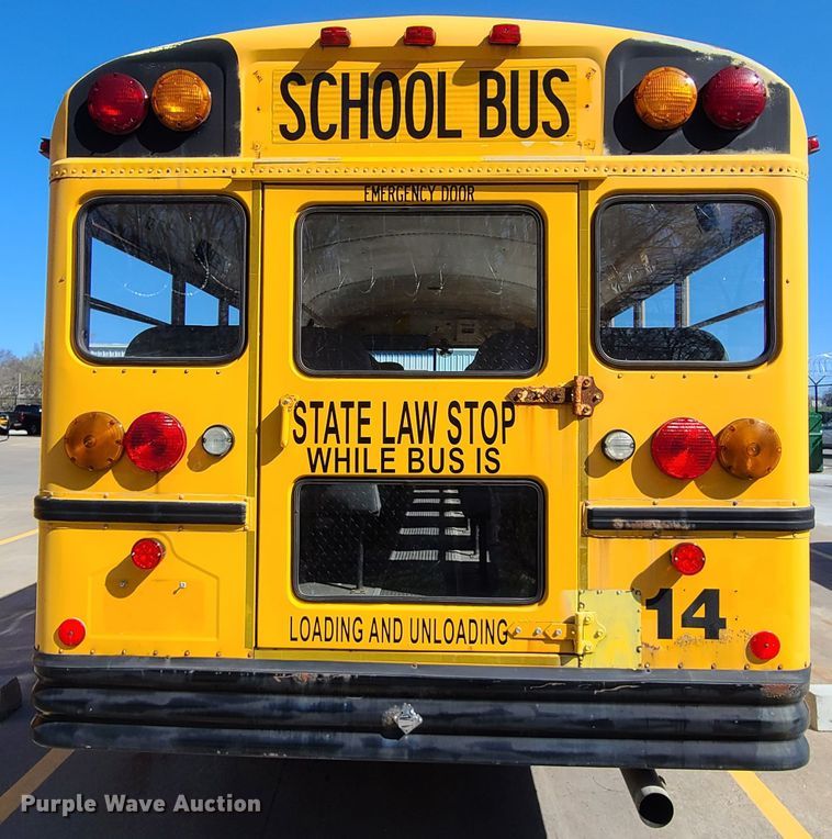 image for item IQ9094 1999 International 3800  school bus