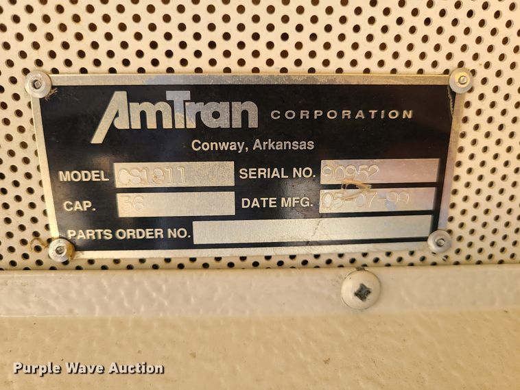 image for item IQ9094 1999 International 3800  school bus