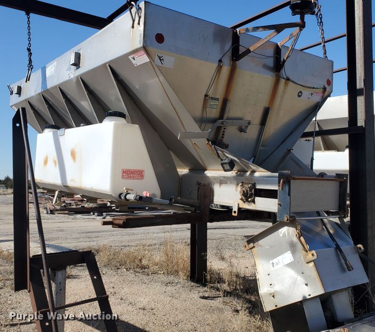 image for item IX9004 Monroe MV-156-84-56 stainless steel spreader