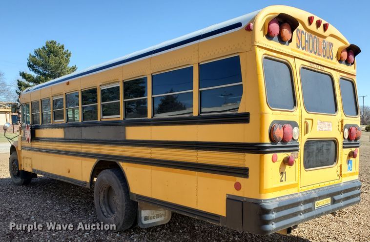 image for item IX9037 2001 International 3800  school bus
