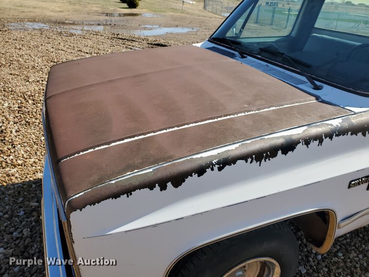 image for item IX9038 1986 Chevrolet C10  pickup truck