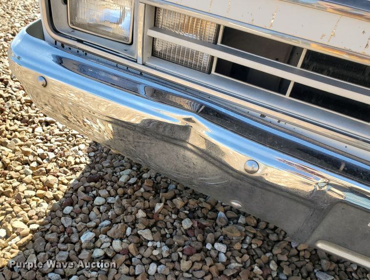 image for item IX9038 1986 Chevrolet C10  pickup truck