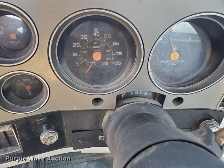 image for item IX9038 1986 Chevrolet C10  pickup truck