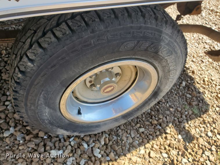 image for item IX9038 1986 Chevrolet C10  pickup truck