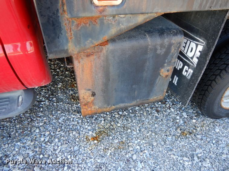 image for item IX9372 2006 Ford F450 Super Duty XL  flat bed truck