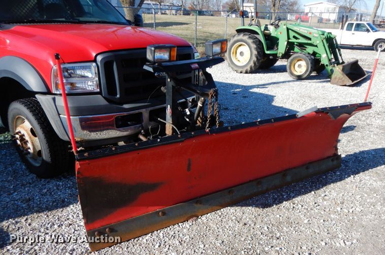 image for item IX9372 2006 Ford F450 Super Duty XL  flat bed truck