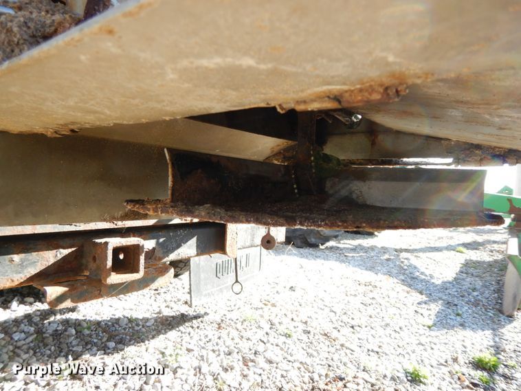 image for item IX9372 2006 Ford F450 Super Duty XL  flat bed truck