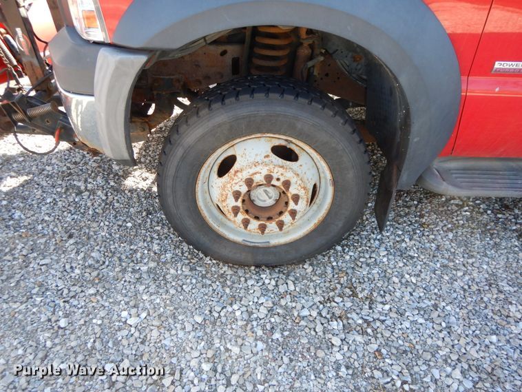 image for item IX9372 2006 Ford F450 Super Duty XL  flat bed truck