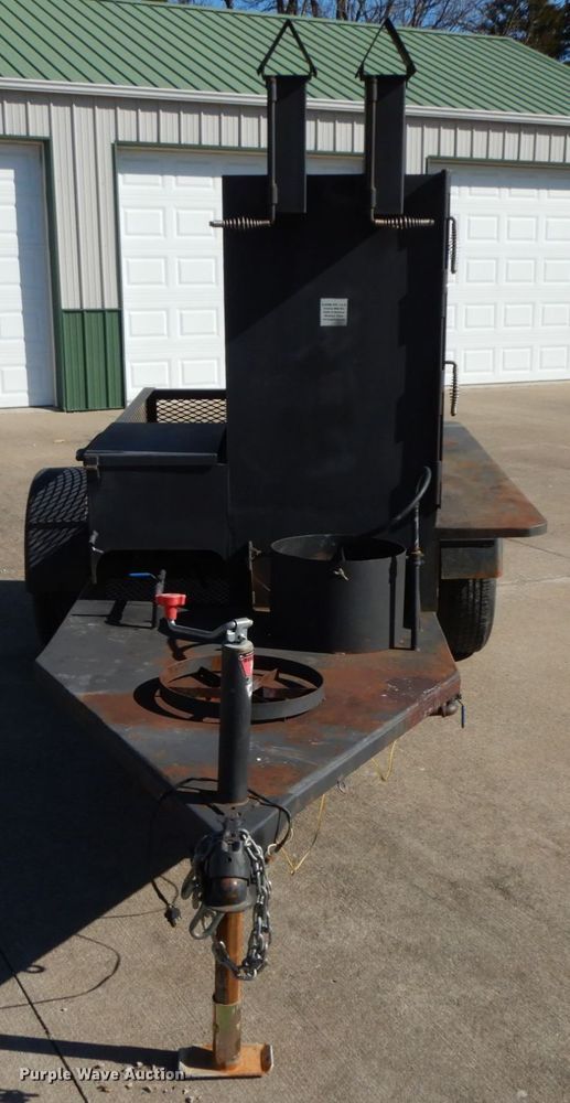 image for item IX9377 Gator Pit, LLC smoker