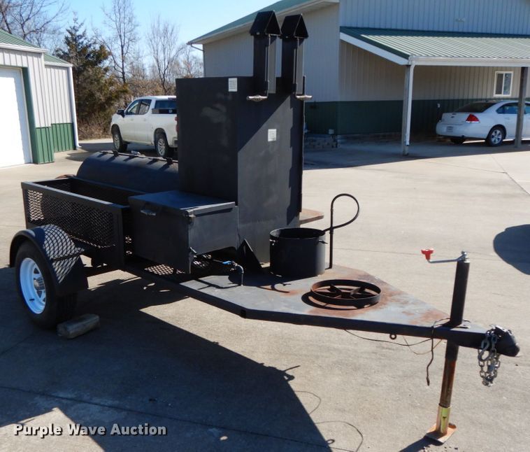 image for item IX9377 Gator Pit, LLC smoker