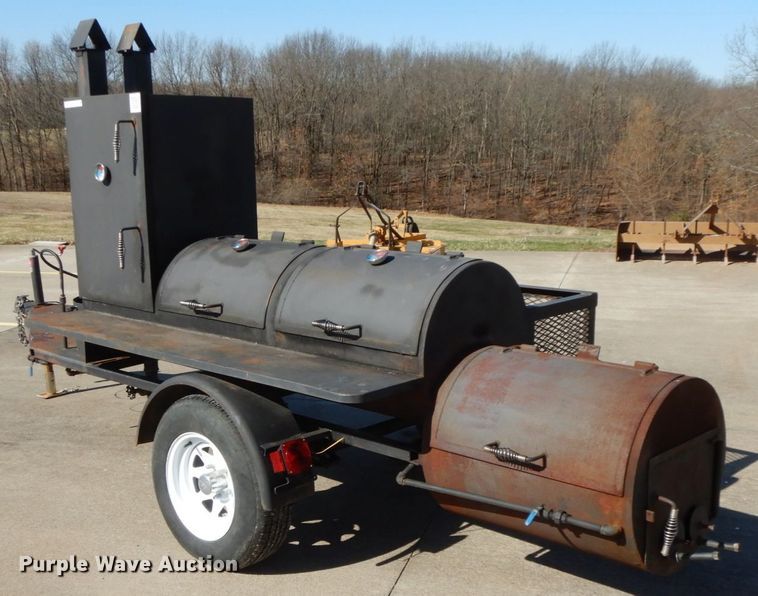 image for item IX9377 Gator Pit, LLC smoker