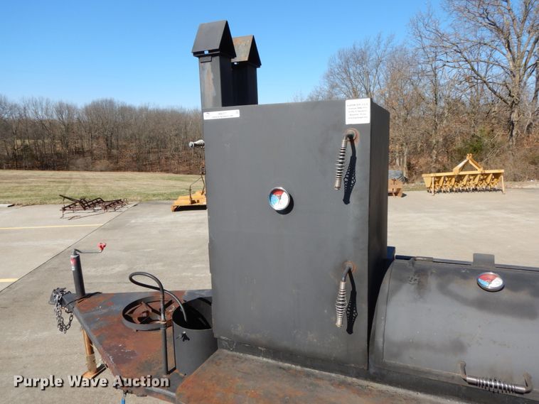 image for item IX9377 Gator Pit, LLC smoker