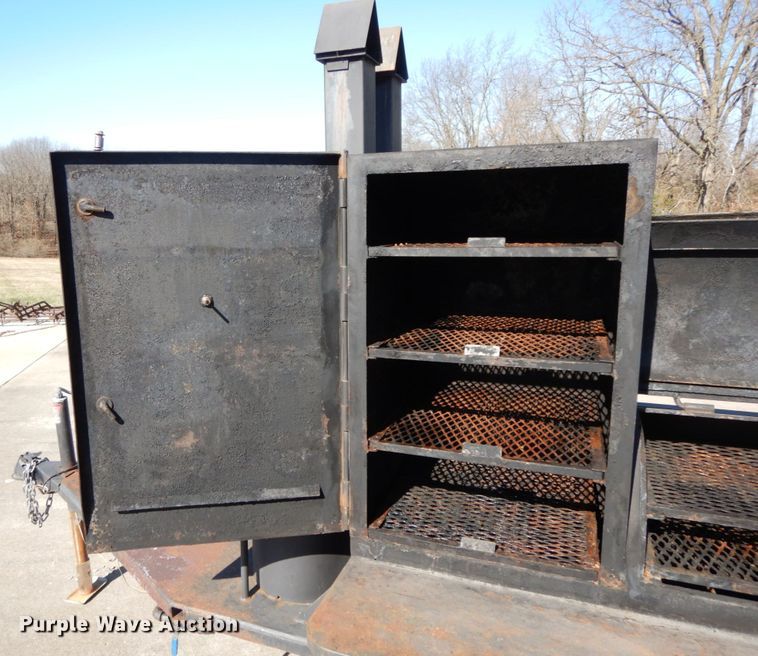 image for item IX9377 Gator Pit, LLC smoker