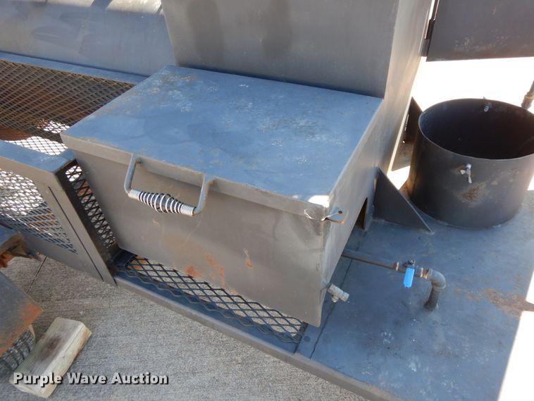 image for item IX9377 Gator Pit, LLC smoker