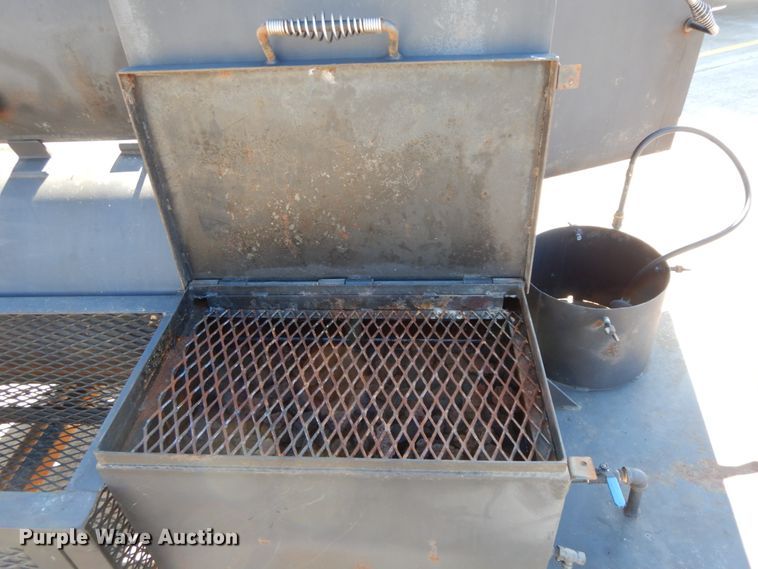 image for item IX9377 Gator Pit, LLC smoker