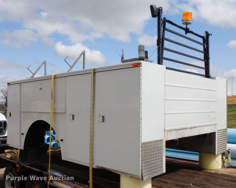 image for item IX9393 Knapheide 6133HC utility bed