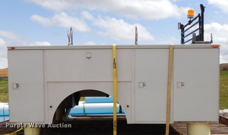 image for item IX9393 Knapheide 6133HC utility bed