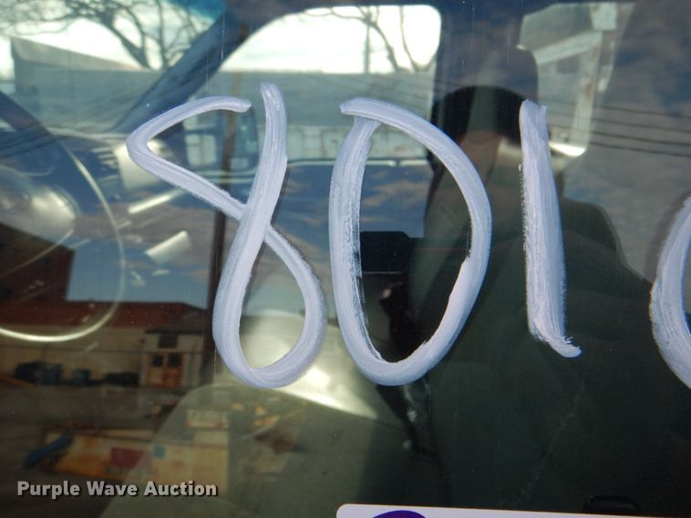 image for item IY9406 2006 Ford F450 Super Duty XL  flatbed truck