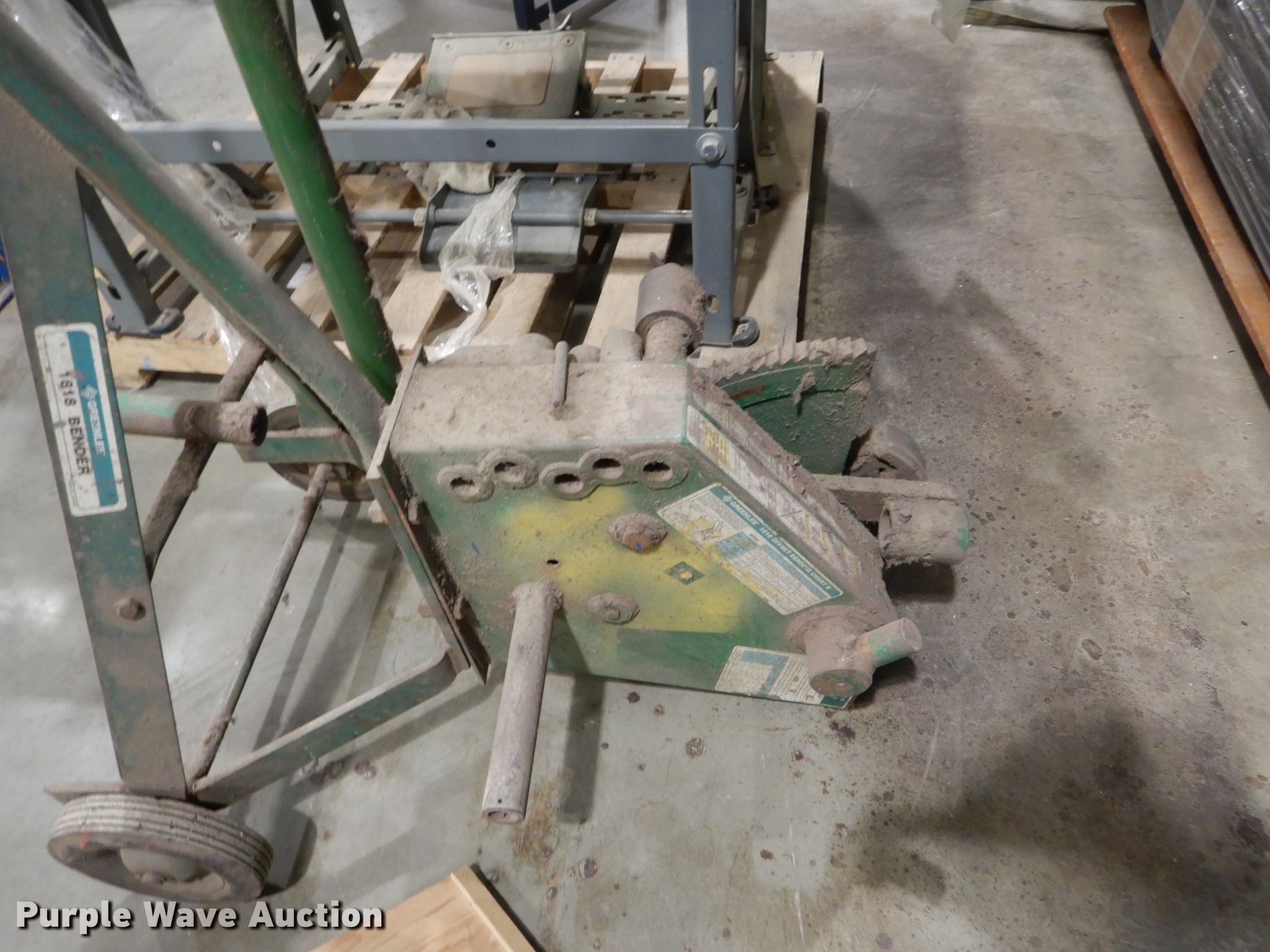 Greenlee 1818 pipe bender in Sioux Falls, SD Item HE9575 sold