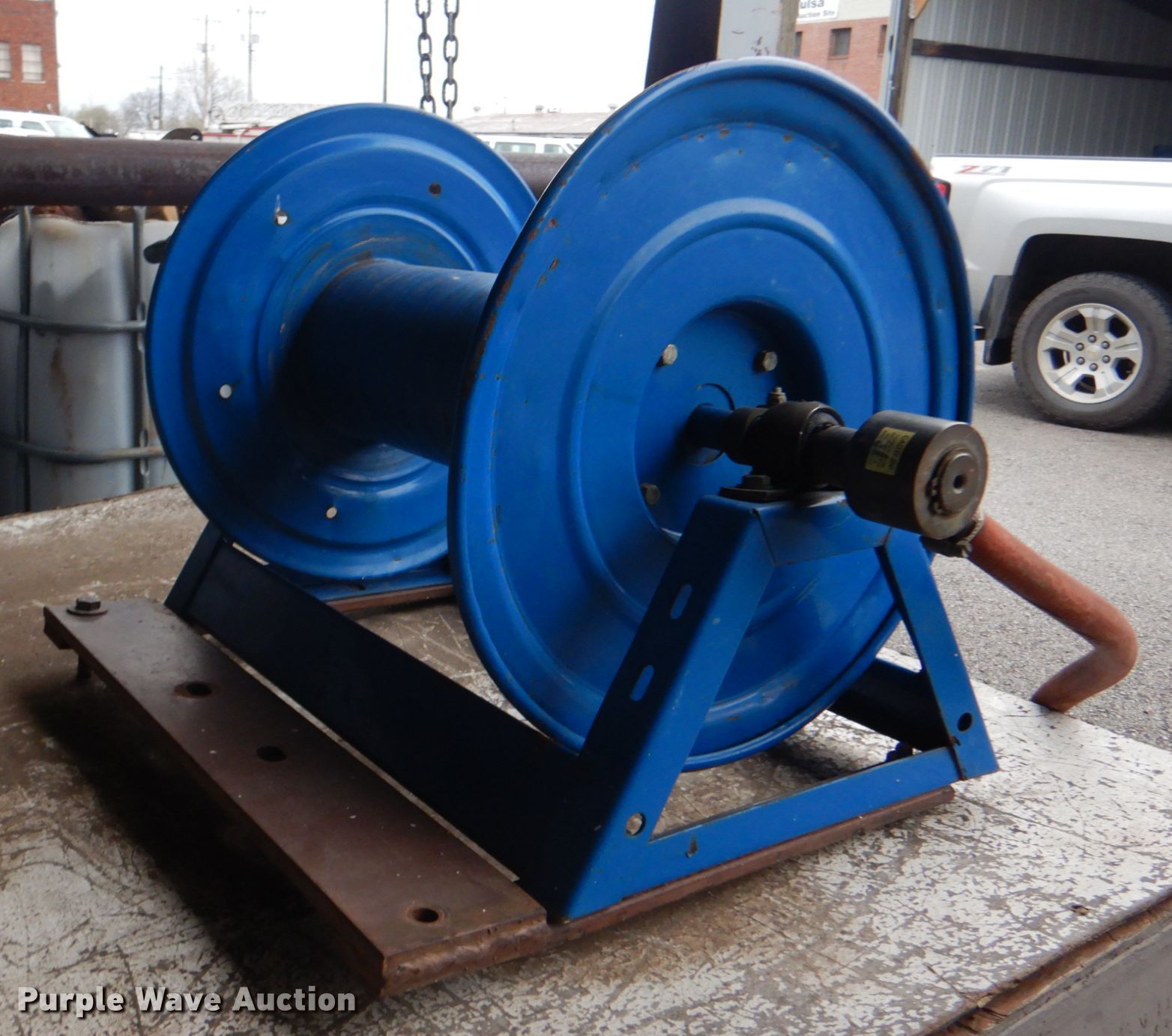Hose reel in Tulsa, OK Item HW9958 sold Purple Wave