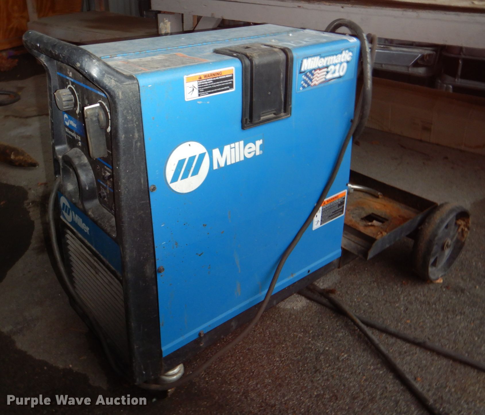 Miller Millermatic 210 Mig wire feed welder in Tulsa, OK Item HW9959