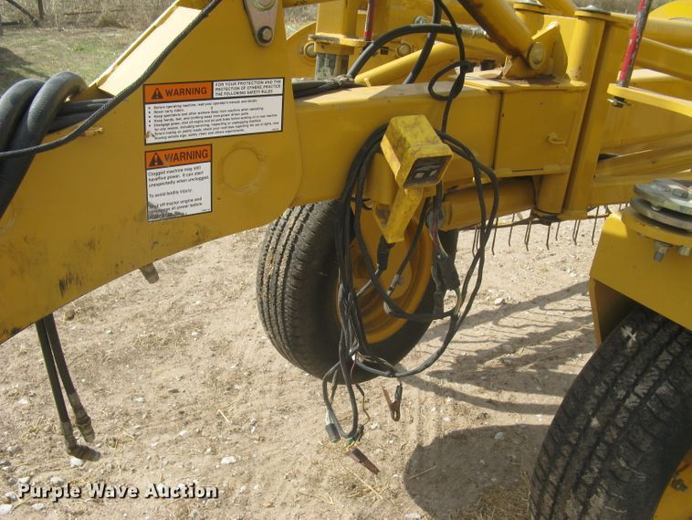 image for item DC1484 Vermeer R2300 hay rake