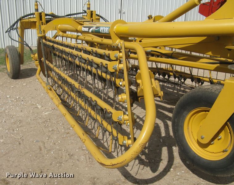 image for item DC1484 Vermeer R2300 hay rake