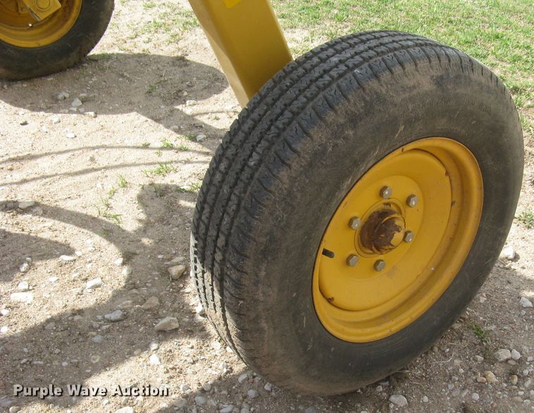 image for item DC1484 Vermeer R2300 hay rake