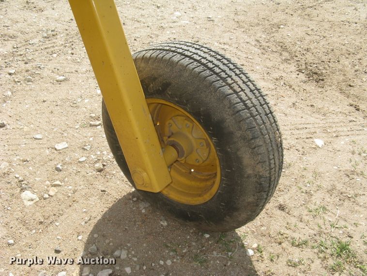 image for item DC1484 Vermeer R2300 hay rake