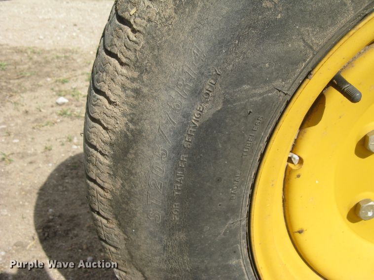 image for item DC1484 Vermeer R2300 hay rake