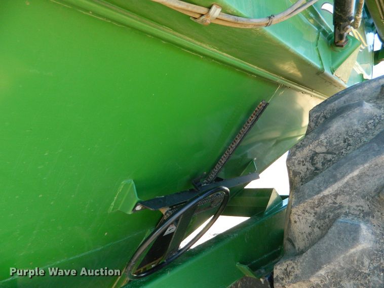 image for item DF4667 Demco 800  grain cart