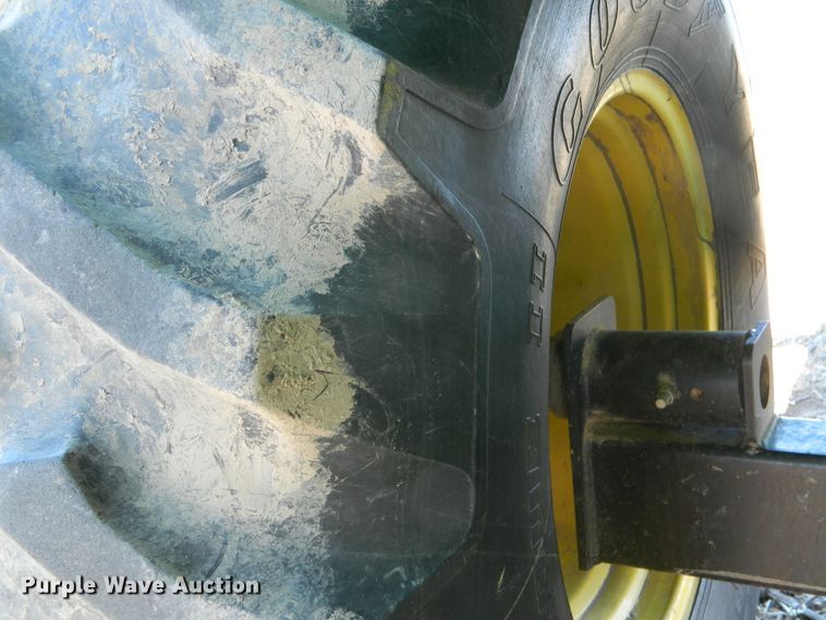 image for item DF4667 Demco 800  grain cart