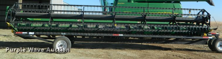 image for item DF4675 2014 John Deere 630F  HydraFlex flex head