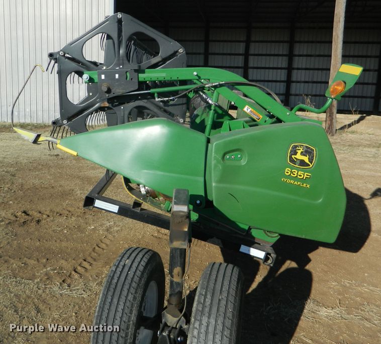 image for item DF4675 2014 John Deere 630F  HydraFlex flex head