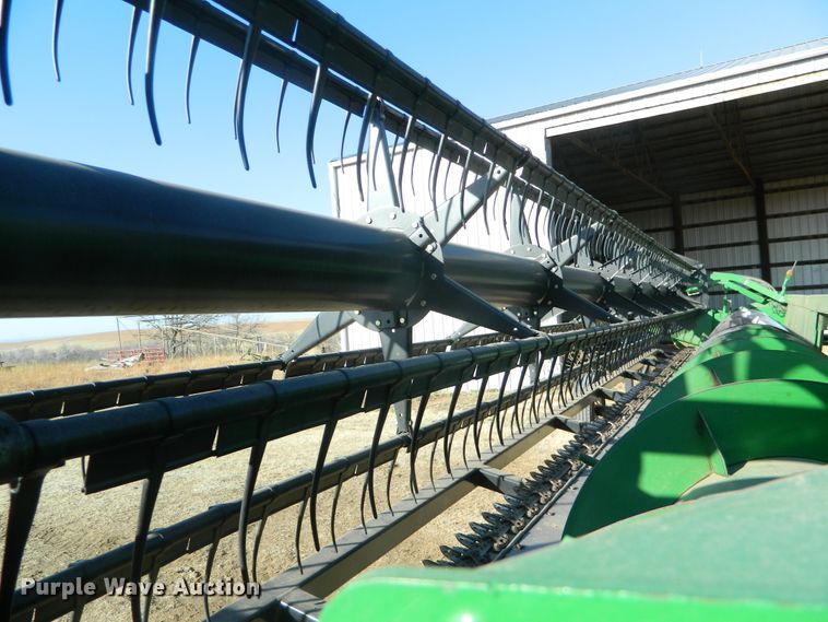 image for item DF4675 2014 John Deere 630F  HydraFlex flex head