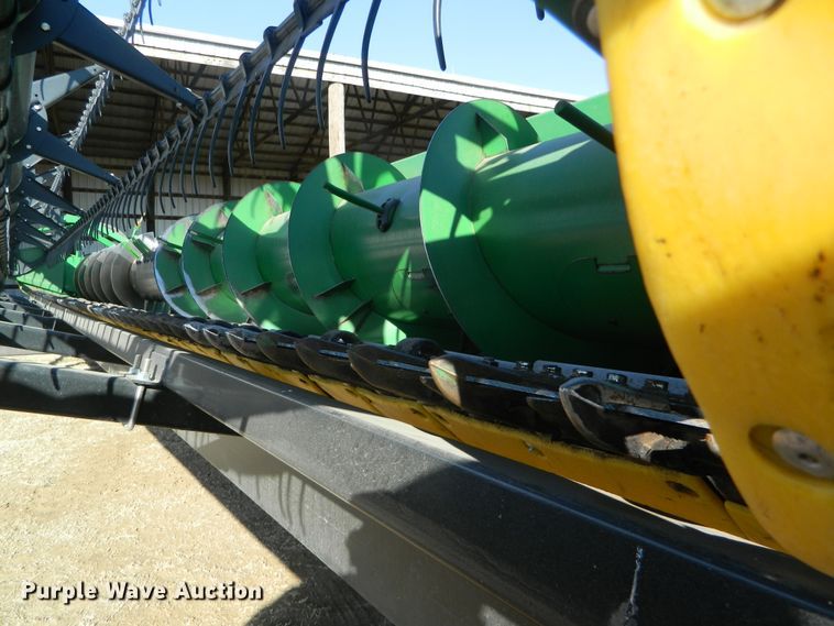 image for item DF4675 2014 John Deere 630F  HydraFlex flex head