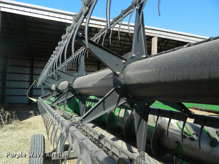 image for item DF4675 2014 John Deere 630F  HydraFlex flex head