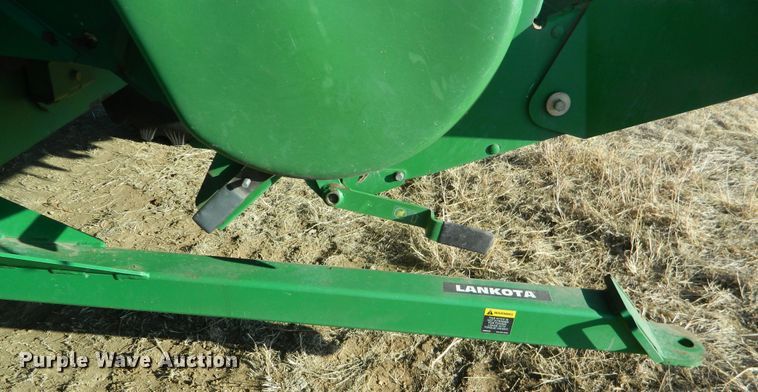 image for item DF4676 2006 John Deere 9660 STS  combine