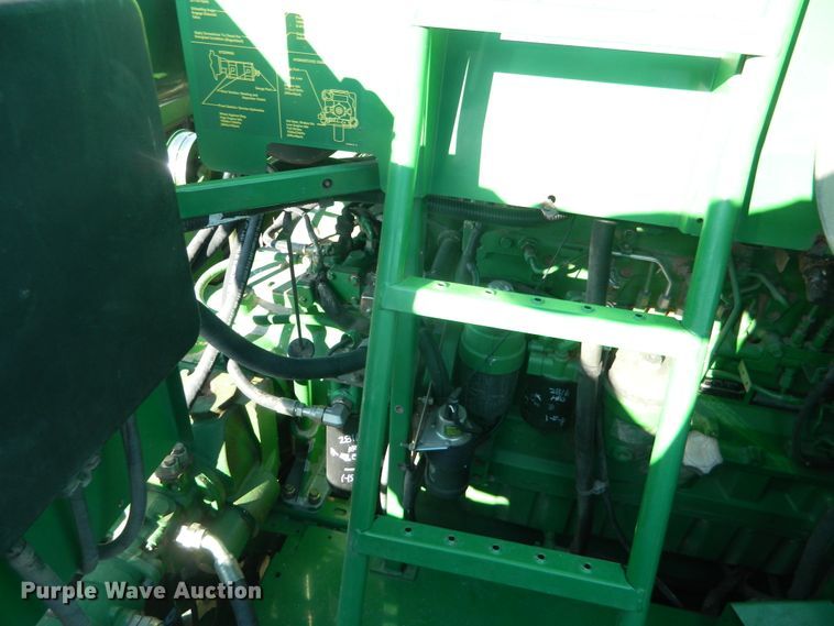 image for item DF4676 2006 John Deere 9660 STS  combine