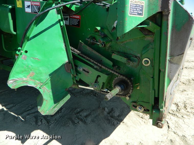 image for item DF4690 2006 John Deere 9660 STS  combine