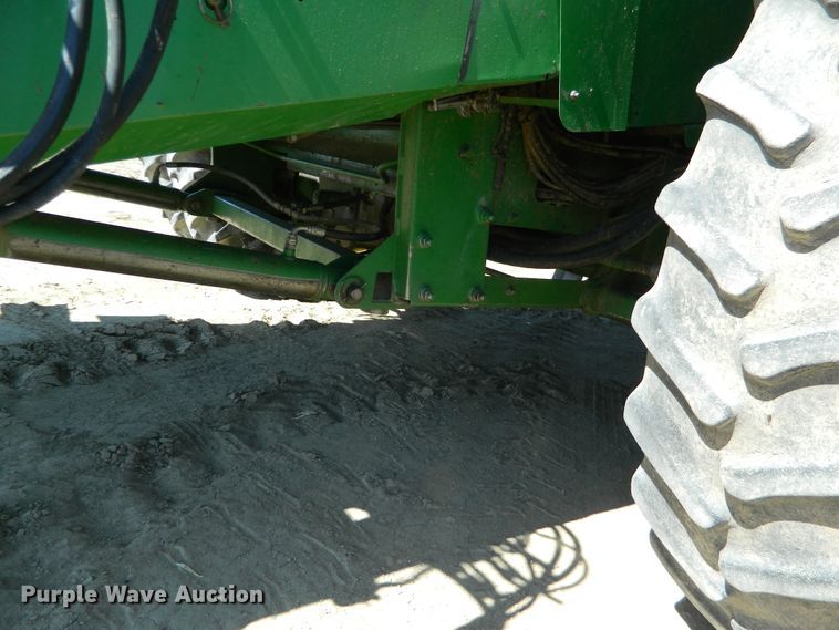 image for item DF4690 2006 John Deere 9660 STS  combine