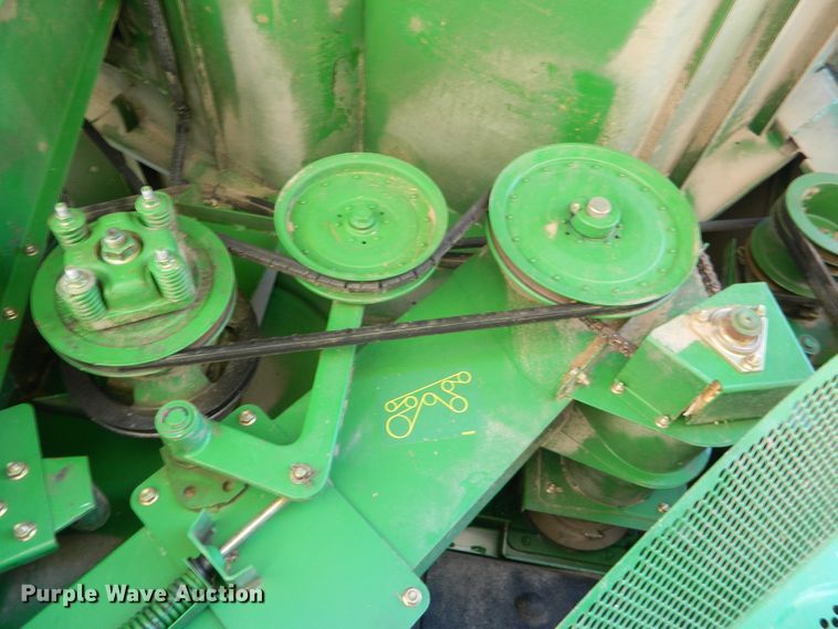 image for item DF4690 2006 John Deere 9660 STS  combine