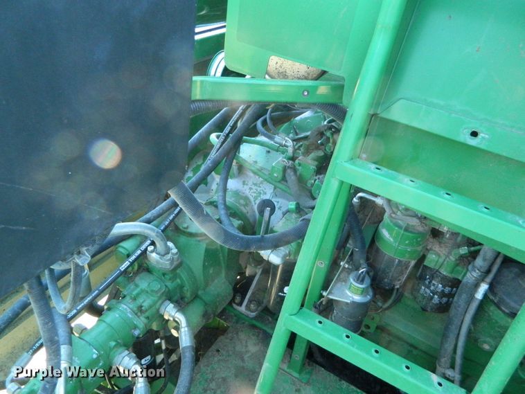 image for item DF4690 2006 John Deere 9660 STS  combine