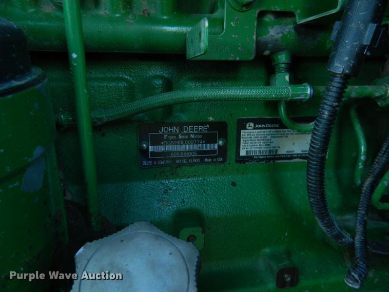image for item DF4690 2006 John Deere 9660 STS  combine